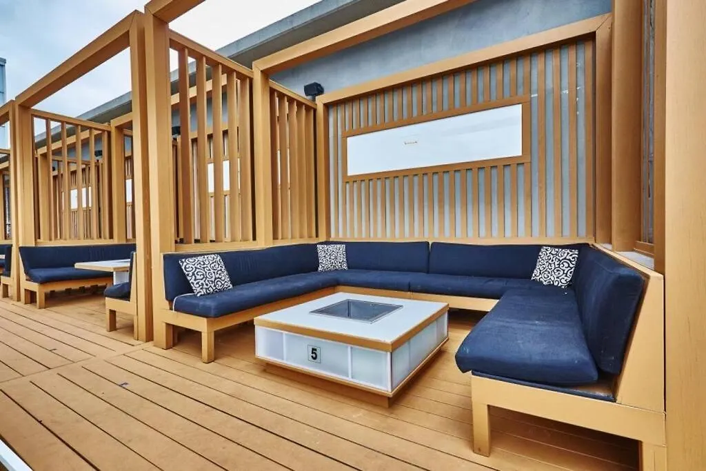 Apartamento Rare 1Br - Rooftop Pool, Next To Mtcc & Cn Tower Toronto
